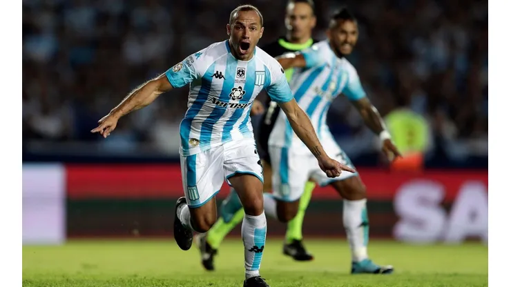 Marcelo Díaz y su histórico gol contra Independiente.