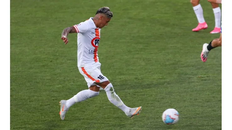 Juan Carlos Gaete tiene grandes posibilidades de sumarse a Colo Colo de cara a la próxima temporada del fútbol chileno