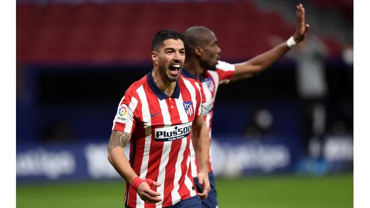 Luis Suárez marcó un doblete para el Atlético de Madrid ante Celta.
