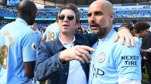 Noel Gallagher junto a Pep Guardiola
