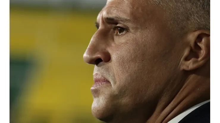 Hernán Crespo se va a Sao Paulo y se cae un nuevo candidato a entrenador de la selección chilena