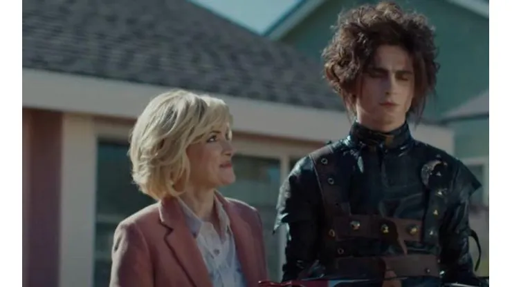 Cadillac liberó antes el comercial que se podrá ver esta noche cuando se realicé el Super Bowl.