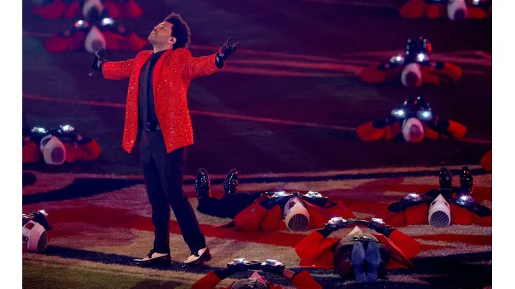 The Weeknd se encargó del show de mediotiempo del Super Bowl LV.
