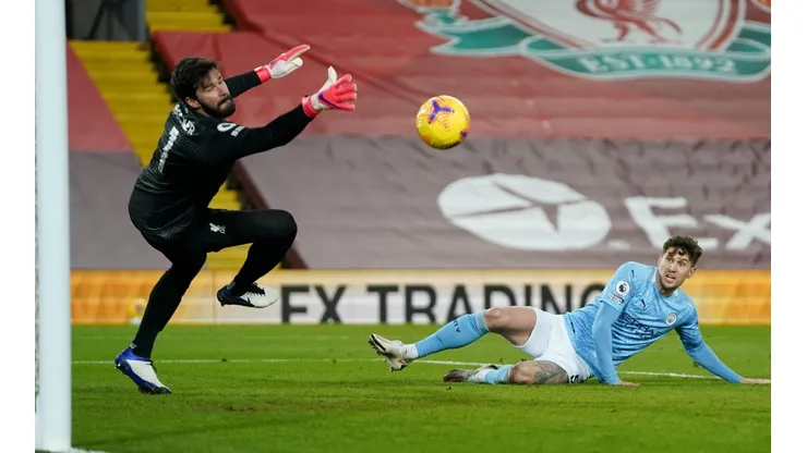 Alisson cometió dos errores garrafales