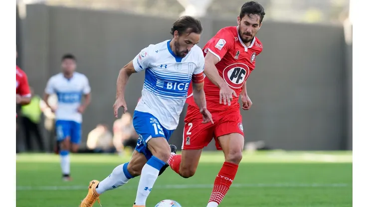 A la UC le basta un empate para coronarse como tricampeón del futbol chileno.