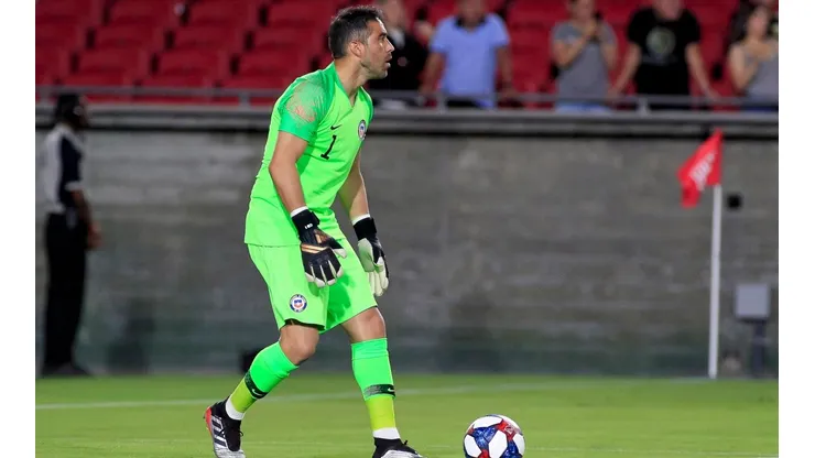 Claudio Bravo lamentó los hechos de panguipulli.
