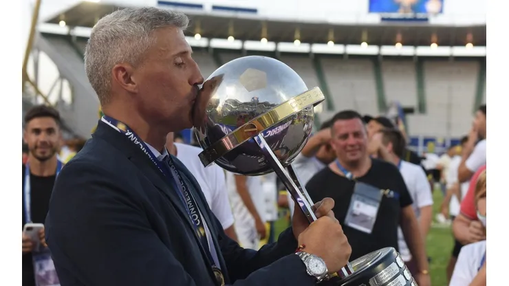 Crespo ganó la Copa Sudamericana con Defensa y Justicia