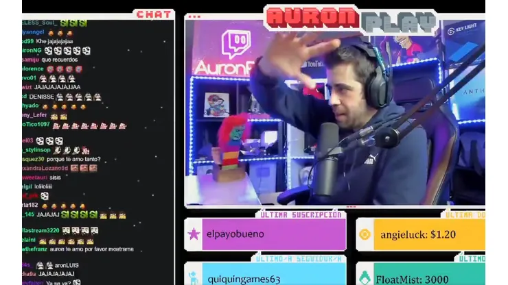 Auron bendice a la UC