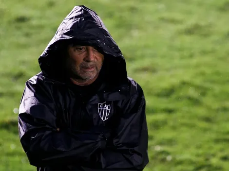 Prensa de Francia destaca la "gloria en Chile" de Sampaoli