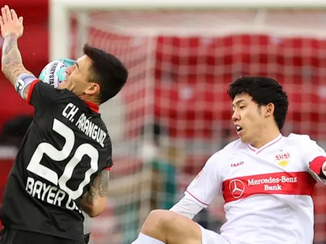 Leverkusen da un recital de fútbol con Charles Aránguiz a la batuta