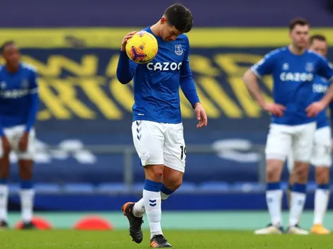 James reconoce que ha jugado "ahí no más" en el Everton