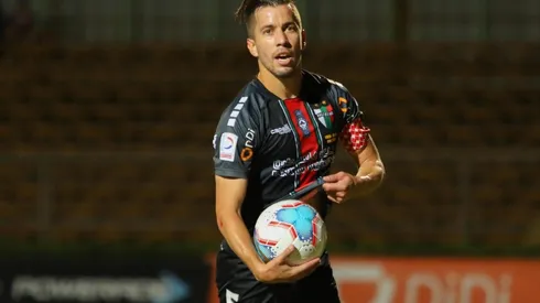 El volante estaría en la carpeta de refuerzo en el Cacique.