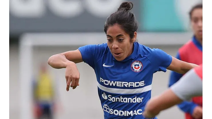 Yessenia López confía en la Roja de cara al repechaje olímpico contra Camerún.