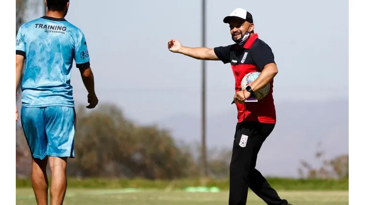 John Armijo está listo para volver a la banca de Deportes Melipilla