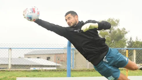 Arias y Mena son titulares con Pizzi