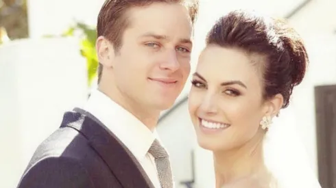 Elizabeth Chambers compartió esta foto para marcar los 10 años desde su matrimonio con Armie Hammer, en mayo de 2020.