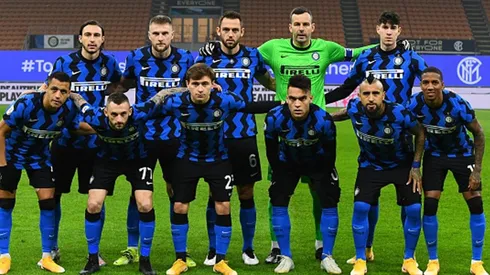 Alexis Sánchez y Arturo Vidal fueron titulares en el Inter contra Juventus.