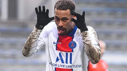 Neymar, cuatro años más en el Paris Saint-Germain.
