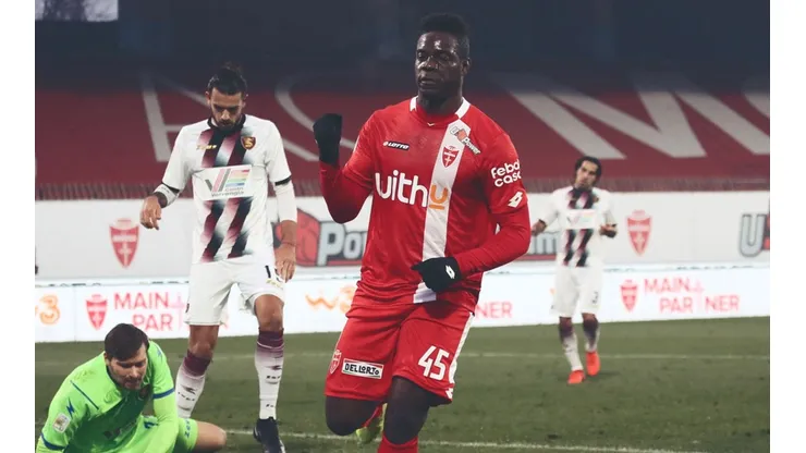 Mario Balotelli juega actualmente en el Monza de la Serie B