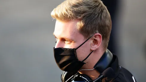 El hijo del heptacampeón mundial viene de coronarse campeón en la Fórmula 2