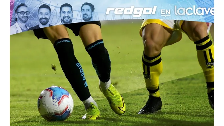 La lucha por no bajar a la Primera B, ya sea por la tabla anual o por la ponderada, marca el debate futbolero. Además, actividad chilena en la Copa Italia y más en RedGol en La Clave.