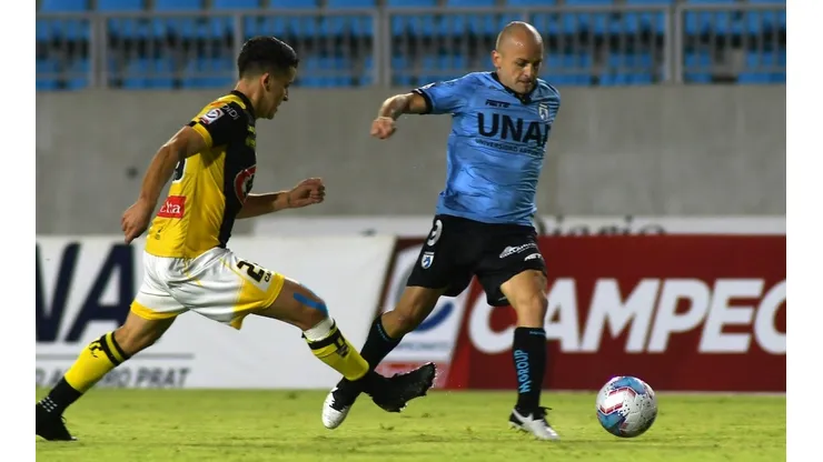 Iquique ante Coquimbo en el Tierra de Campeones.