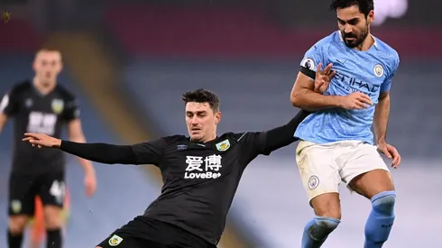 Los nuevos líderes de la Premier League tienen un partido menos que sus rivales al título, corren con ventaja