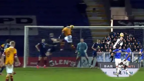 El golazo de Bevis Mugabi que supera el récord imposible de Cristiano Ronaldo.