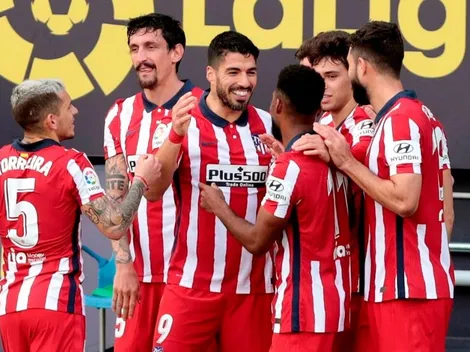 Luis Suárez marca un espectacular doblete ante Cádiz