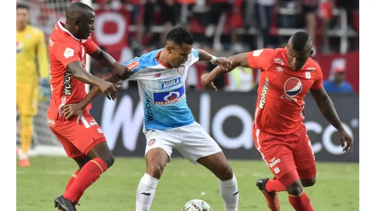 Junior quiere mantener su buen arranque de liga frente a su clásico rival.