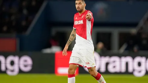 El defensor sigue sumando elogios por su buen momento en Francia.