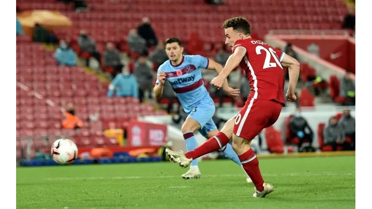 Diogo Jota le dio la victoria al Liverpool en la primera rueda del torneo.