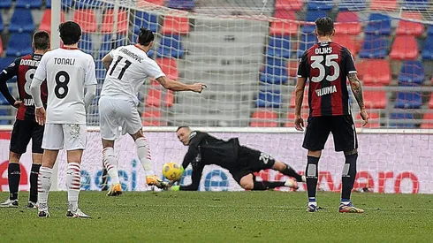 Zlatan Ibrahimovic falló un penal en el triunfo del Milan contra Bologna.