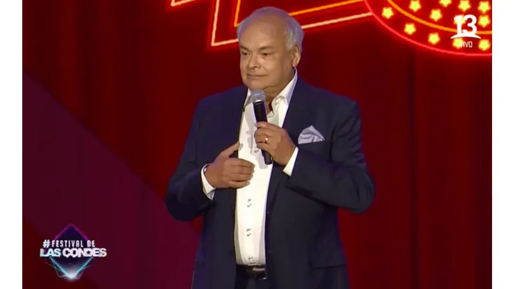 Álvaro Salas sobre el escenario del Festival de Las Condes.