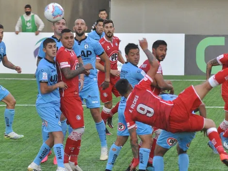 Triunfazo de Iquique enreda a Colo Colo y alivia a la UC