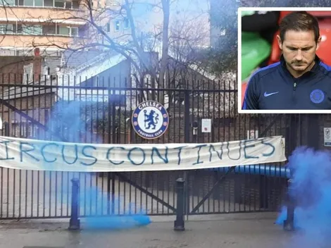 Hinchas del Chelsea protestan por el despido de Lampard