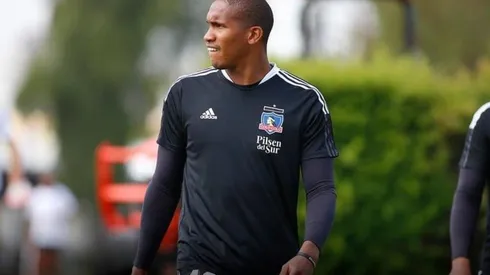 Carabalí se ilusiona con mantenerse en Colo Colo