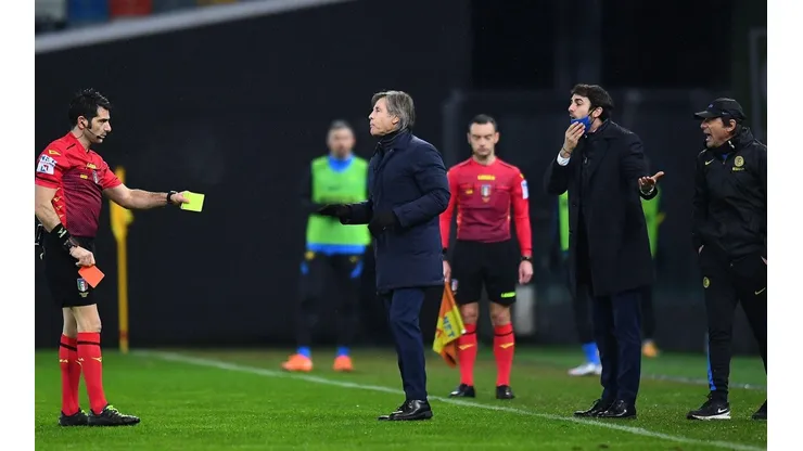 Conte discutió con el árbitro Maresca