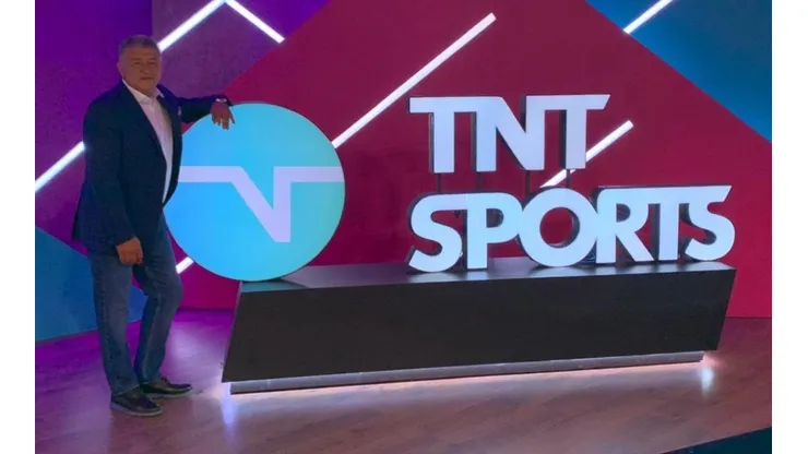 Claudio Borghi renovó por dos años y debutó en TNT Sports, ex CDF.