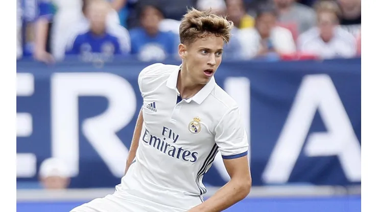 Martin Odegaard se va al Arsenal hasta junio, a préstamo desde el Real Madrid.