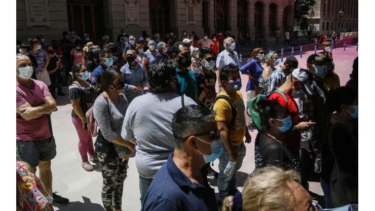 En la Región Metropolitana, solo Puente Alto figura entre las comunas con más contagios.