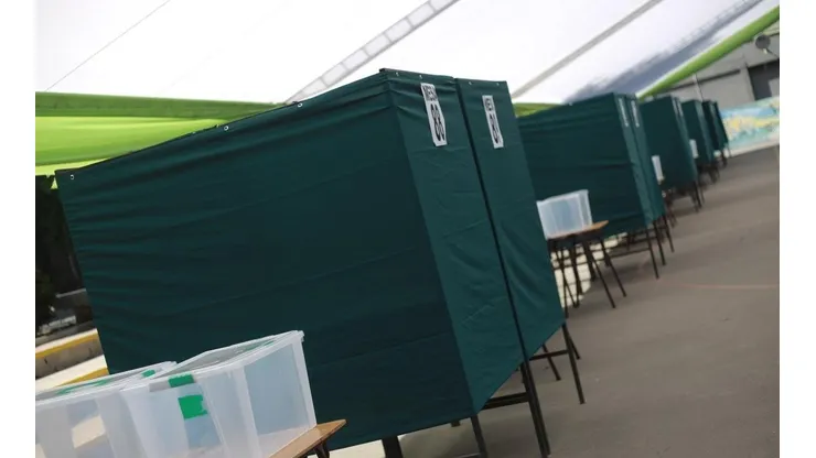 Servel declara inadmisible candidaturas asociadas a Felices y Forrados