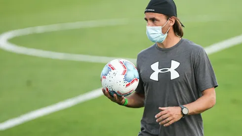 José Pedro Fuenzalida de pelotero en San Carlos de Apoquindo, cumpliendo un sueño, en sus palabras.