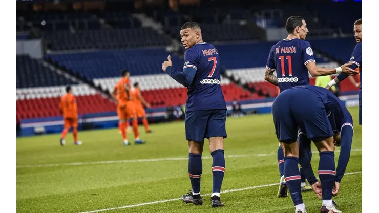 Kylian Mbappé firmó un partidazo con PSG ante Montpellier.