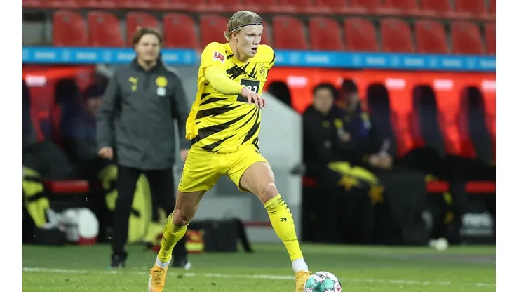 Erling Haaland llegó a 37 goles en 37 encuentros con el Borussia Dortmund.