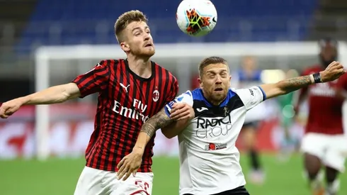 El Milan mantiene distancia con el Inter, pero una derrota puede complicar el panorama.