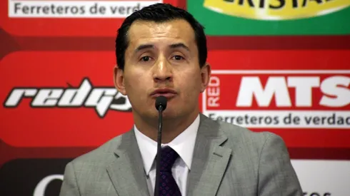 Enrique Osses fue jefe de la Comisión de Árbitros de la ANFP antes de asumir como director de instrucción en el fútbol mexicano