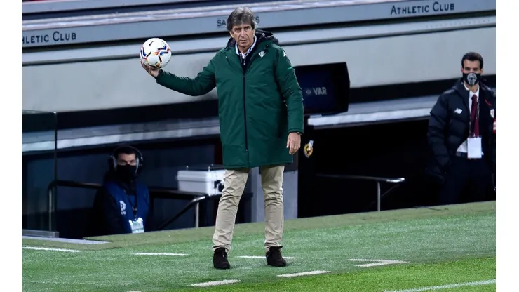 El técnico chileno empieza a respirar en España.