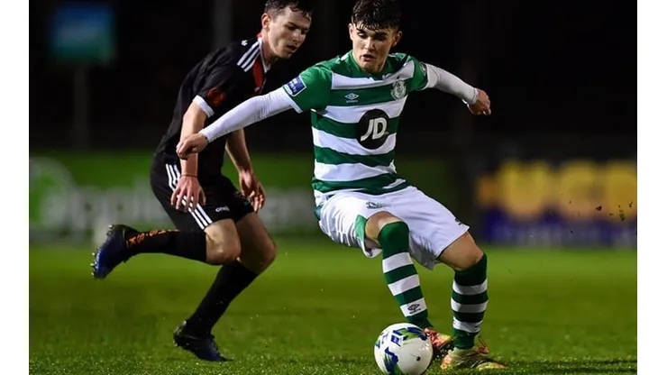 Kevin Zefi es el nuevo niño maravilla del fútbol europeo y el Inter de Milán tiene avanzadas tratativas por su fichaje