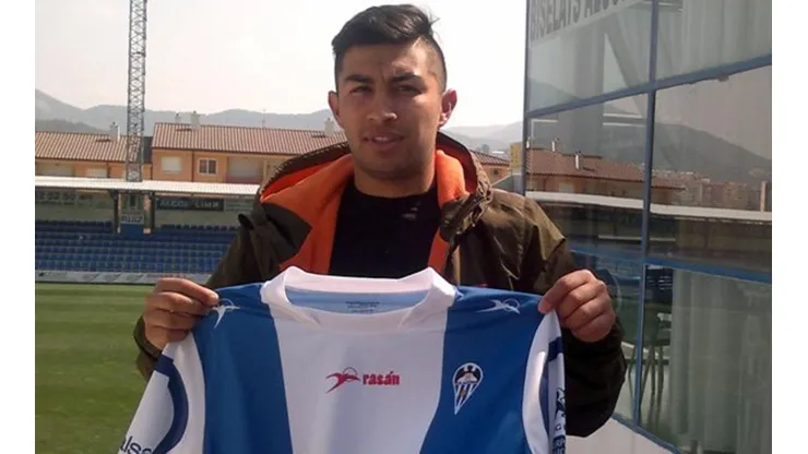 Nicolás Maturana en su paso por el Alcoyano.
